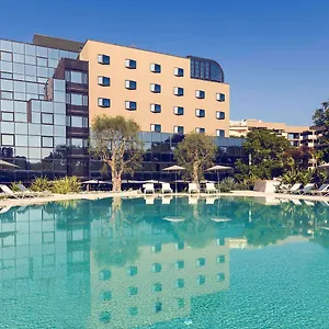 Otel Mercure Romanazzi Carducci, Bari