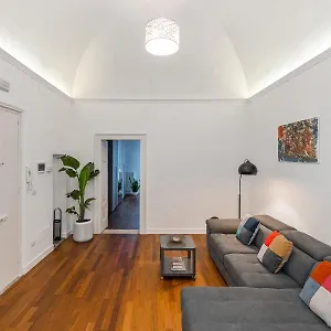 Casa Dei Visionari Bari